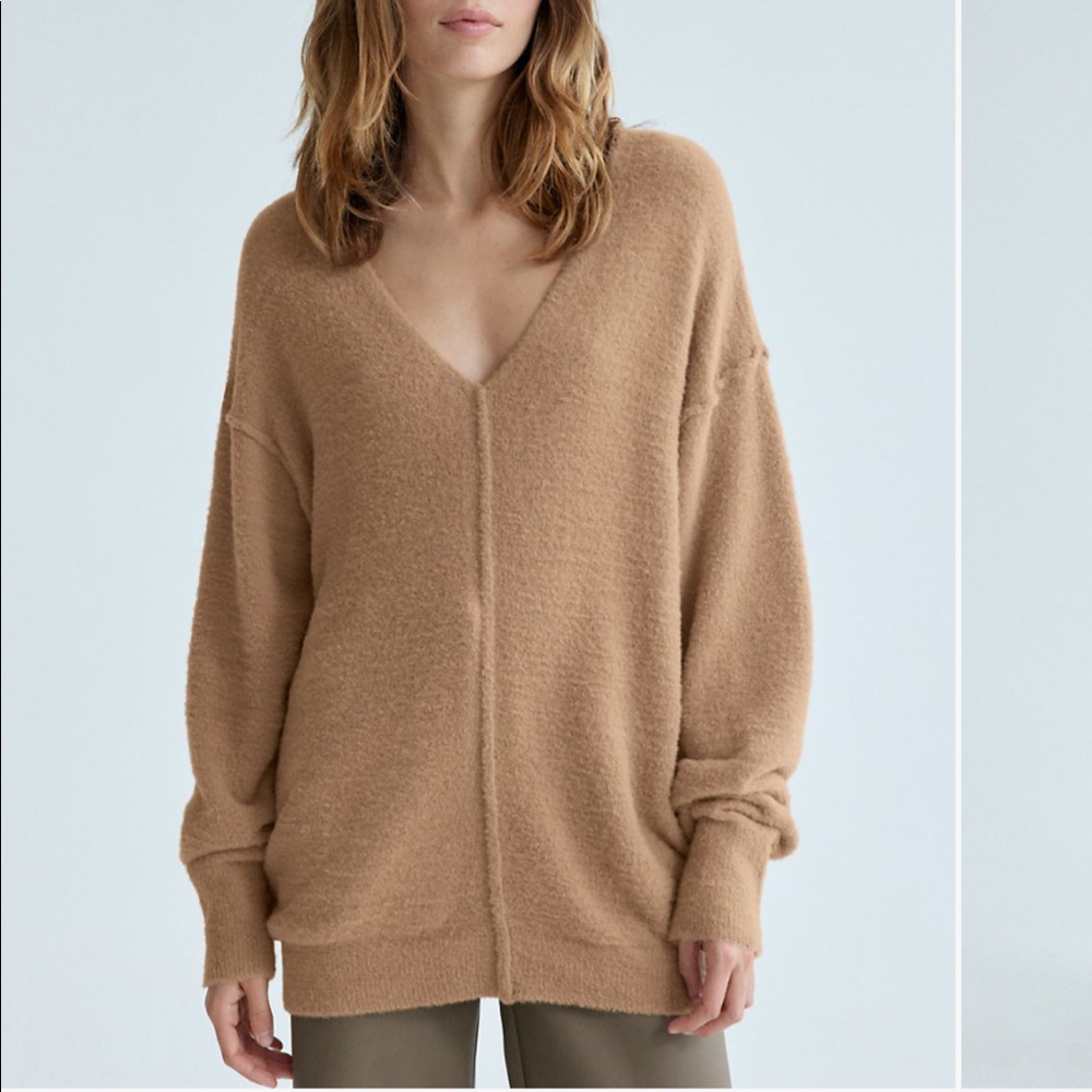 Wilfred Hush Knit V-neck Sweater
